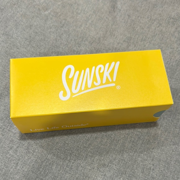 Women's Sunglasses - Yellow - Picture 1 of 2